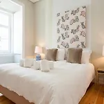 Guesready - Exclusive Flat Near Cathedral Lisboa